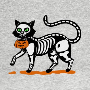 black cat in skeleton costume trick and threat T-Shirt